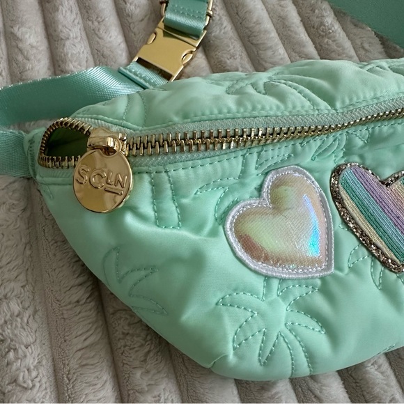✨ Stoney Clover Lane Mint Green Quilted Crossbody Belt Bag/Fanny Pack! - Picture 2 of 7